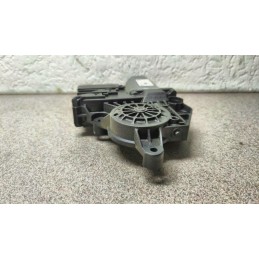 Motor Fensterheber links hinten VW GOLF V (1K1) 0130821431